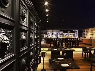 Es Grop Hotel